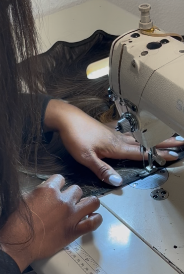 Alexandra Martins, peluquera especialista en extensiones